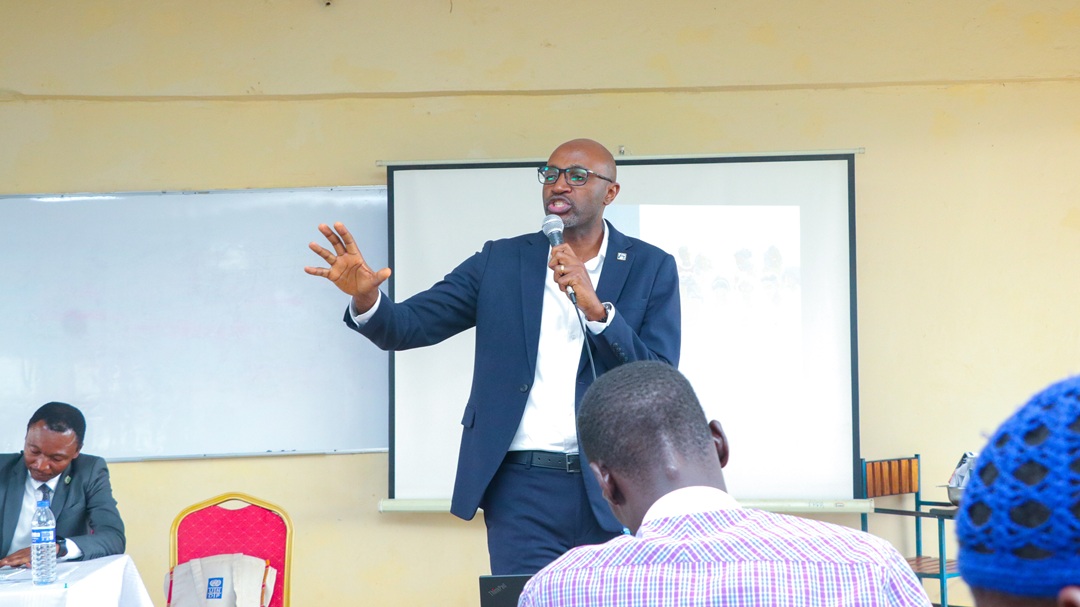 KIU Public Lecture Explores Artificial Intelligence in Industry and the Economy