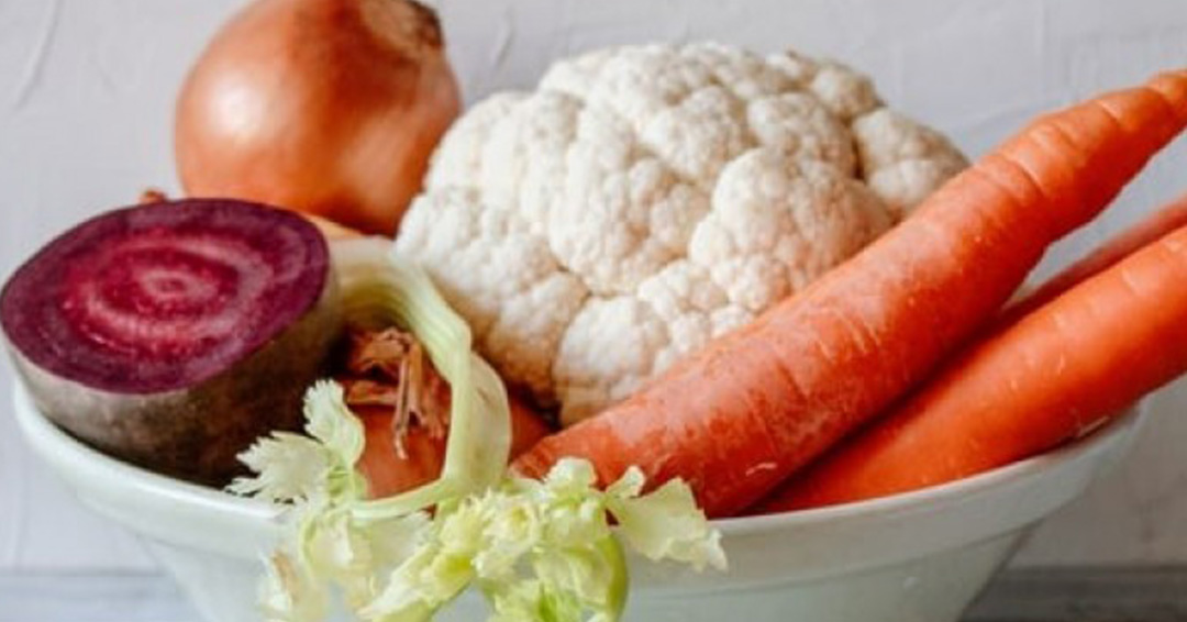 Staying Well Together: Five Ways to Eat Healthy on a Budget