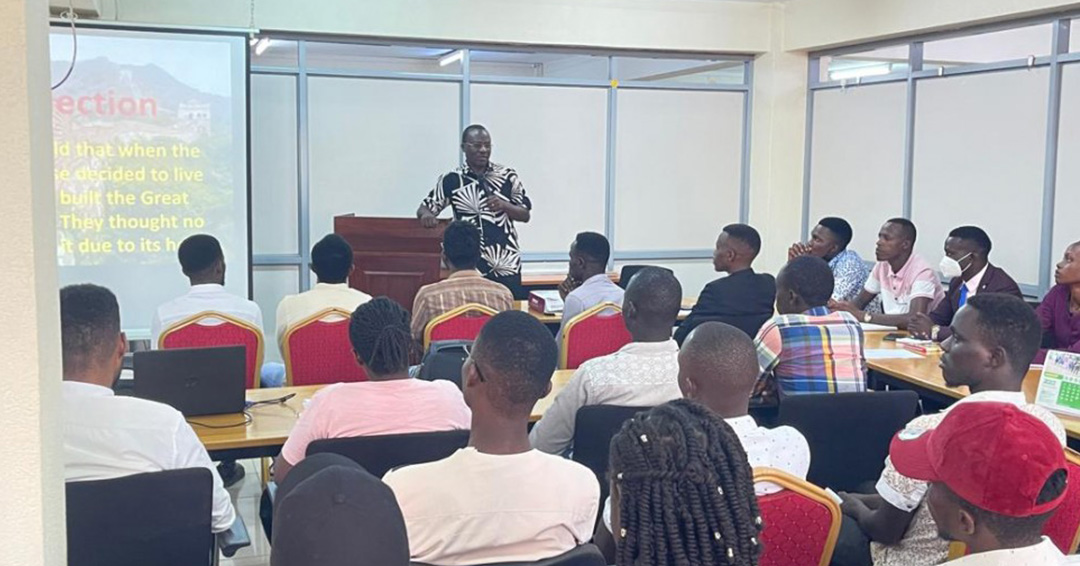 Students turn up in Numbers to attend the Bang Student Mentorship Programme