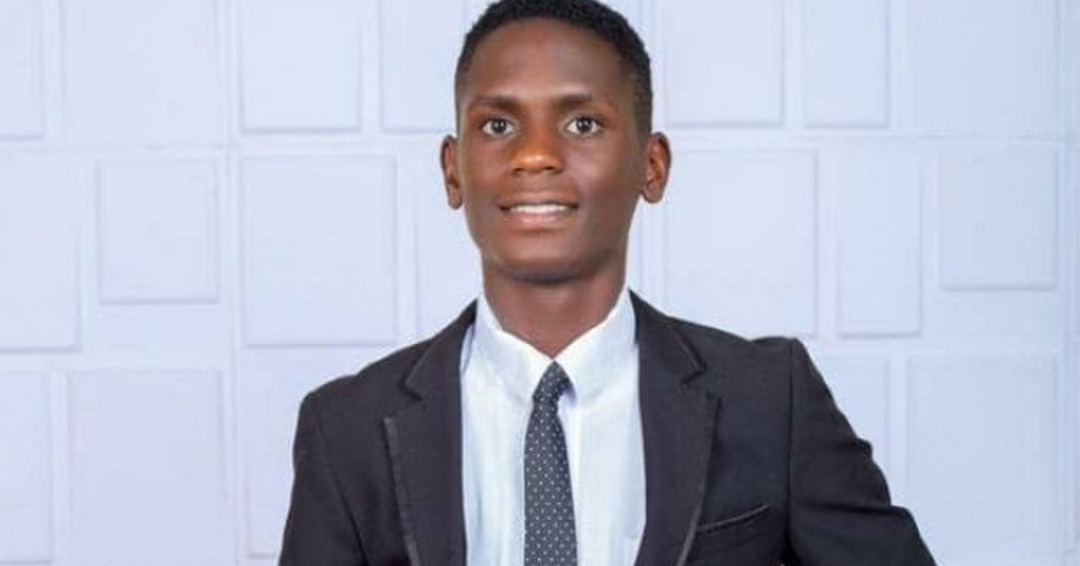 Aine Wants to Act as a Good Chain Between Students and the Administration