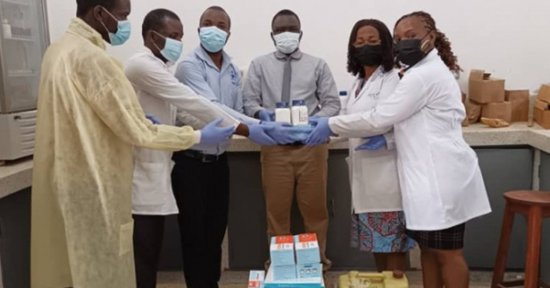 PSU Gives Donation to School of Pharmacy for Maize Cob Cellulose Project